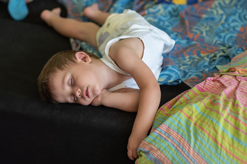 Czy można spać bez poduszki?